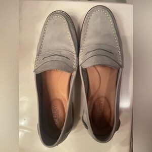 Sperry Women’s Light Gray Penny Loafers